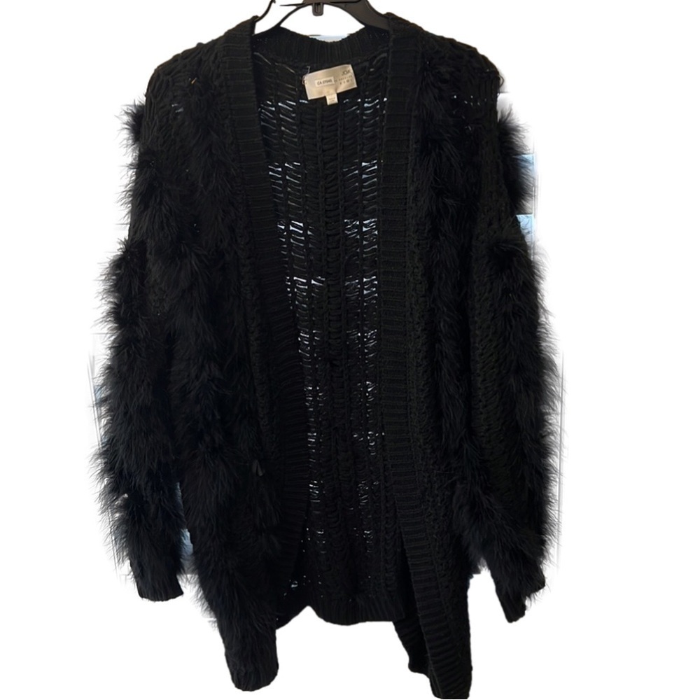 Jos Los Angeles Feather Sweater